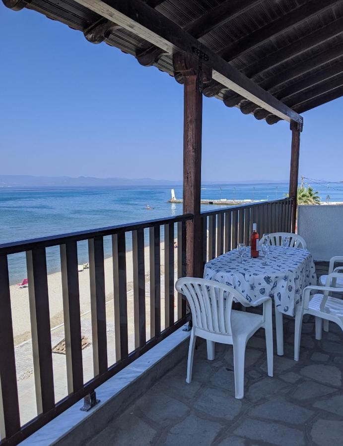 Seafront Apartment Pefkochori Exteriér fotografie